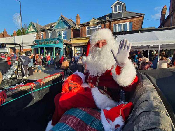 santa 600px 20251220 134419