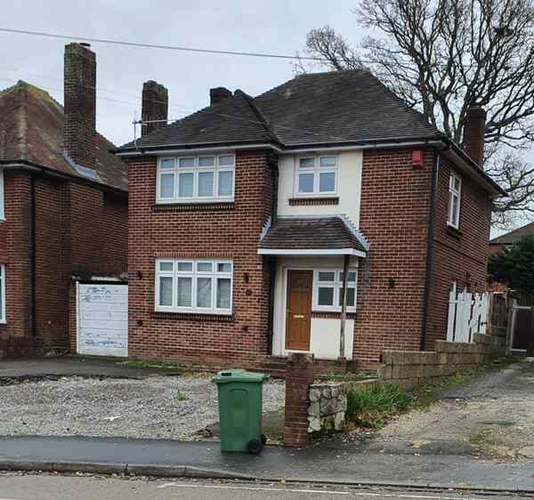 41 Manor Farm Road 2025 12 09 145027 004