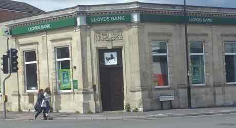 lloyds bank portswood 460 may 15